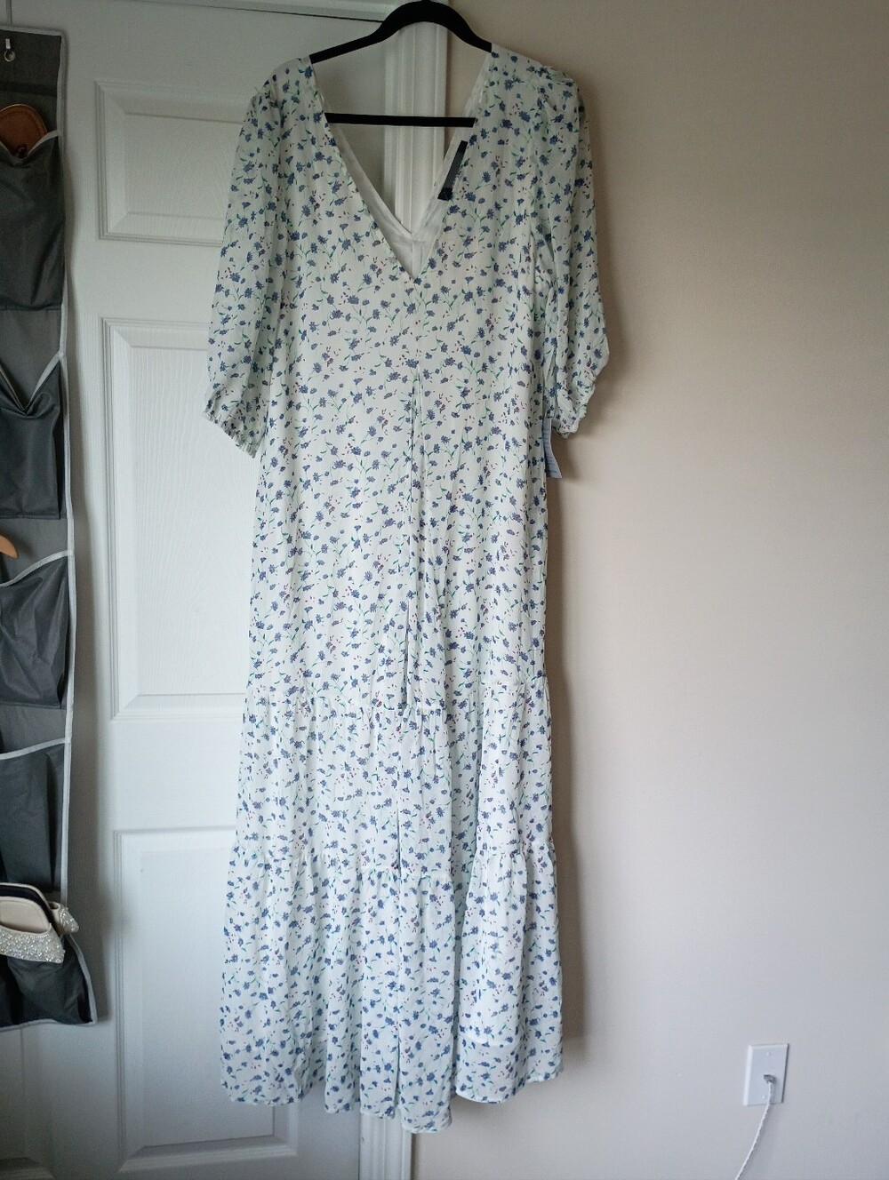 Nordstrom Code X Mode Light Blue Floral V-Neck Maxi Dress XL Nwt